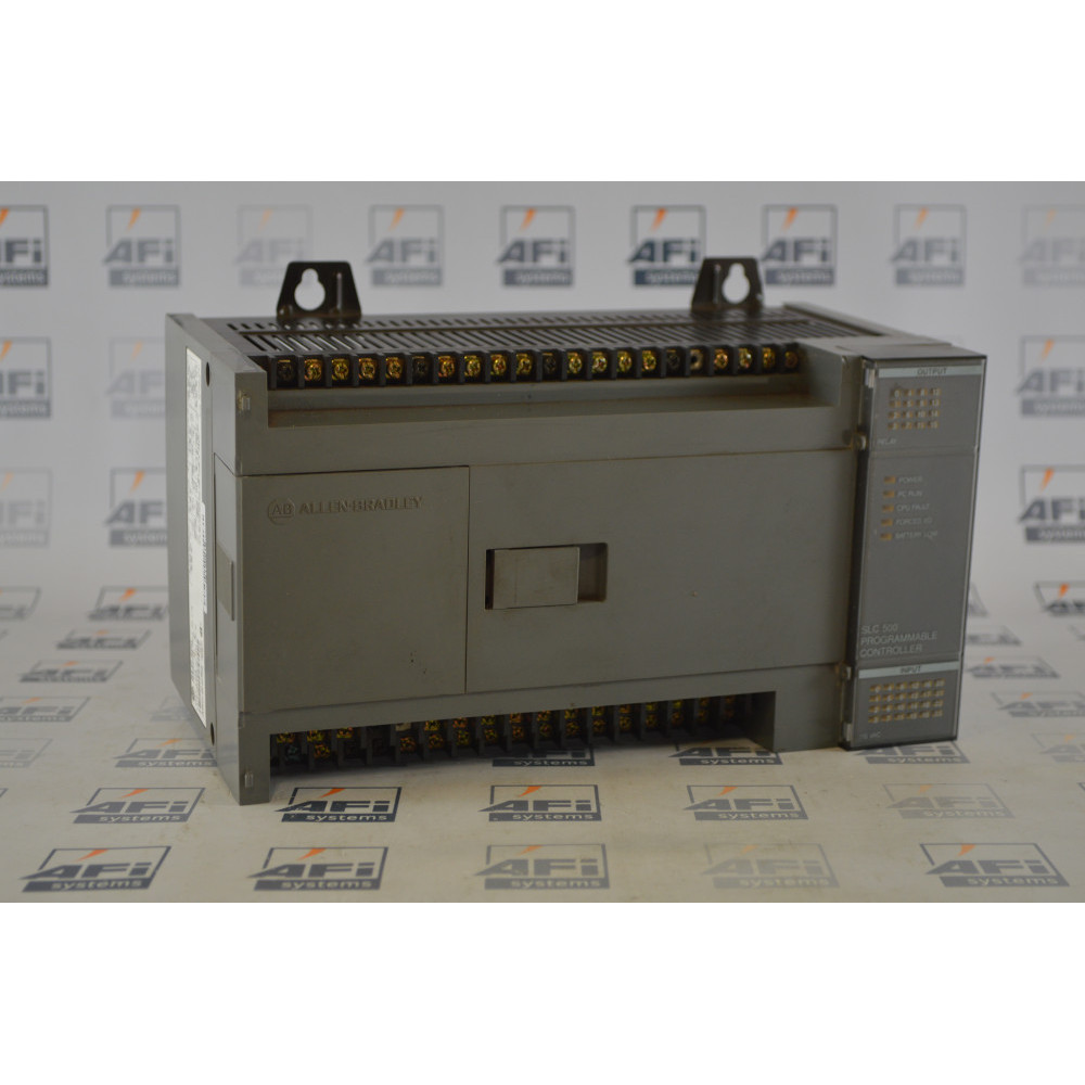 Allen-Bradley 1747-L40A SER C PLC 40I/O FIX STYLE 16RELAY OUT AC POWER SLC500 PROCESSOR 1K WORD MEMORY 120-240VAC 24IN/16OUT