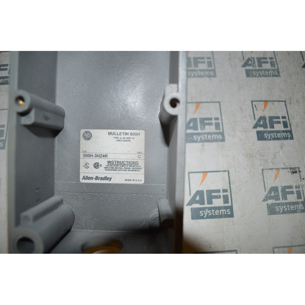 ALLEN BRADLEY 800H-3HZ4R HEAVY DUTY PUSH BUTTON ENCLOSURE 3 HOLE TYPE