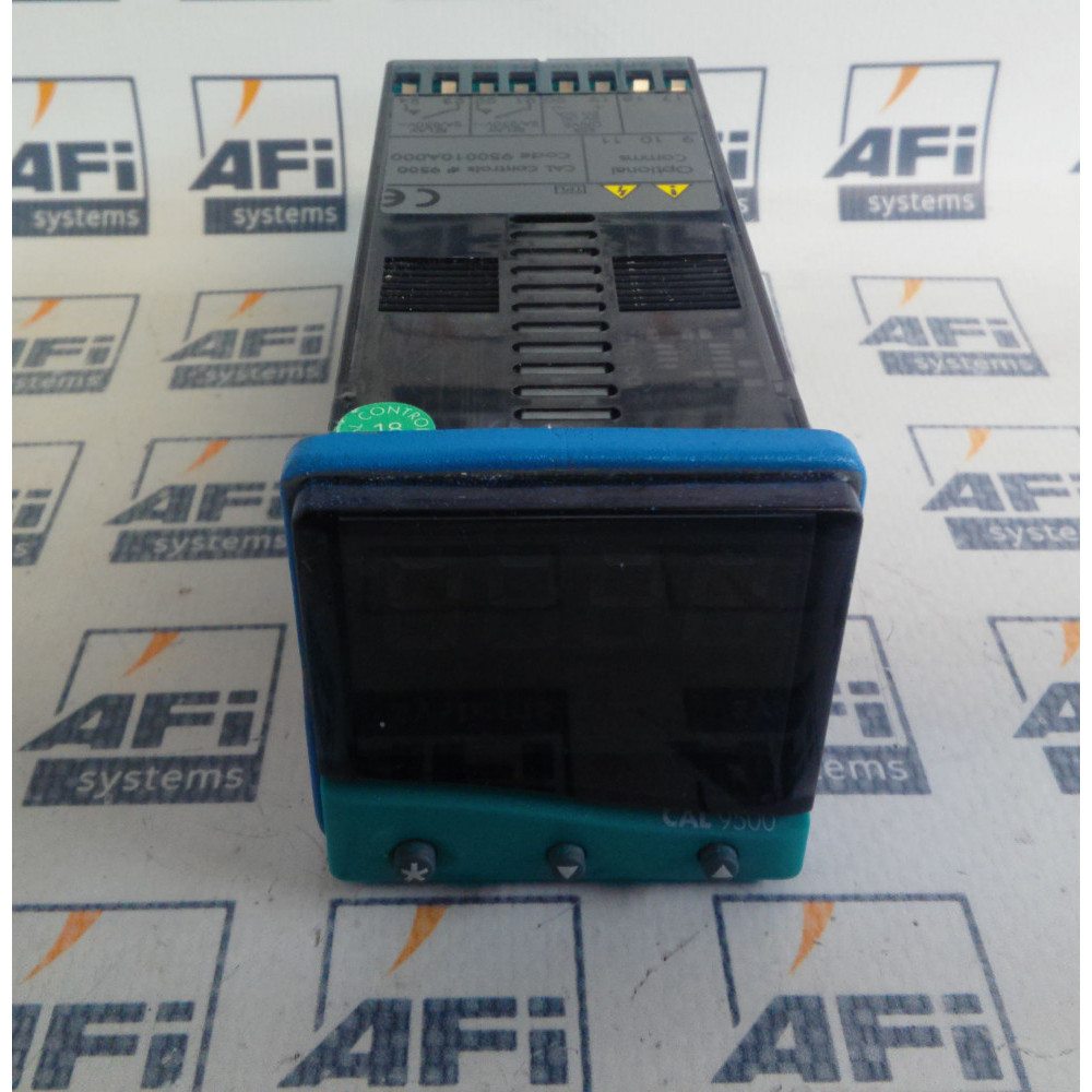 DANAHER CONTROLS CAL CONTROLS 950010A000 TEMPERATURE CONTROLLER 100-240VAC 50/60HZ. 32 SCREW TERMINALS.