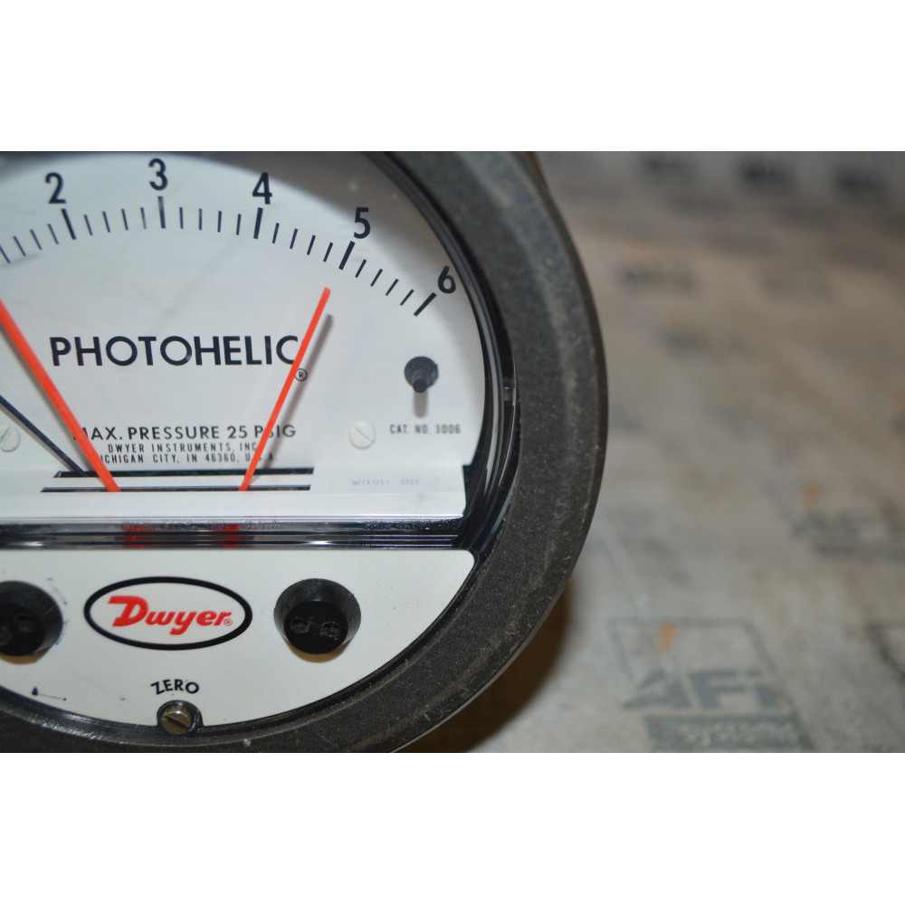 Dwyer Instruments 3006 PHOTOHELIC
