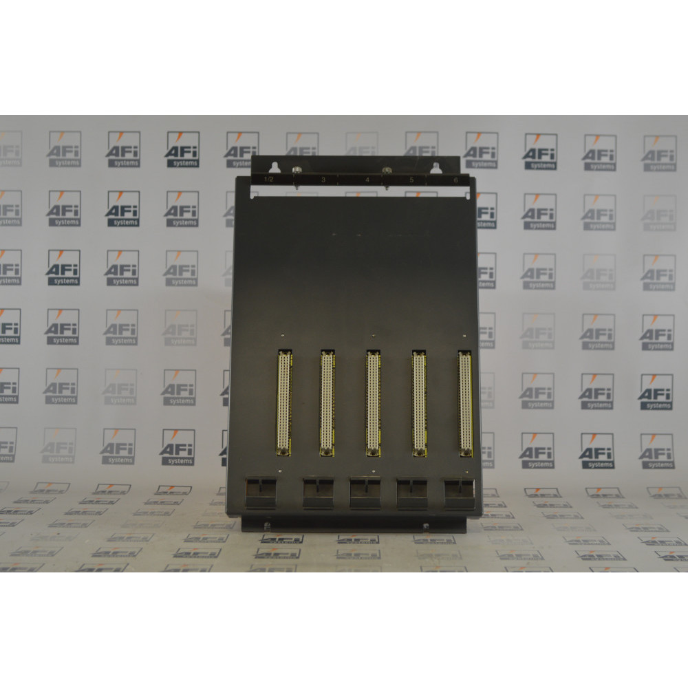 Giddings and Lewis 503-19184-00 5-Slot Rack  PiC900