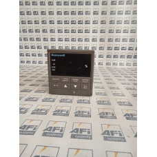 Honeywell DC300K-0-200-10-0F00-0 Universal Digital Controller