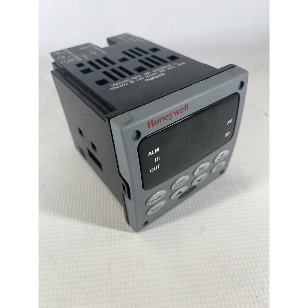 DC3200-CE-3COR-210-00000-E0-0 Honeywell