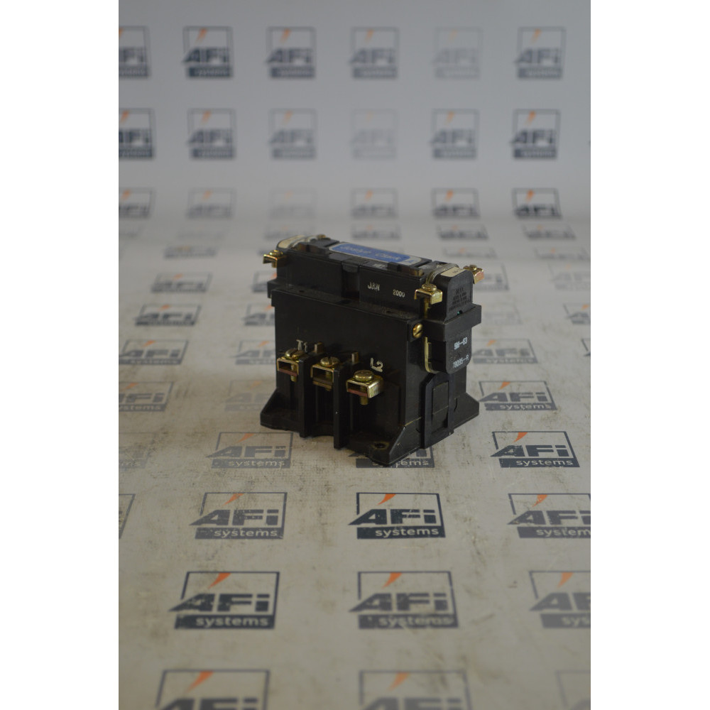 Joslyn Clark 7001-7140-21 CONTACTOR  3-POLE 2NO/1NC  240VAC