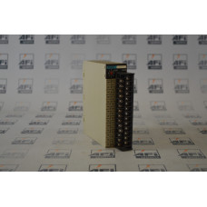 Analogue output unit, 8x 1-5V, 0-10V/-10-+10V outputs, with screw terminals