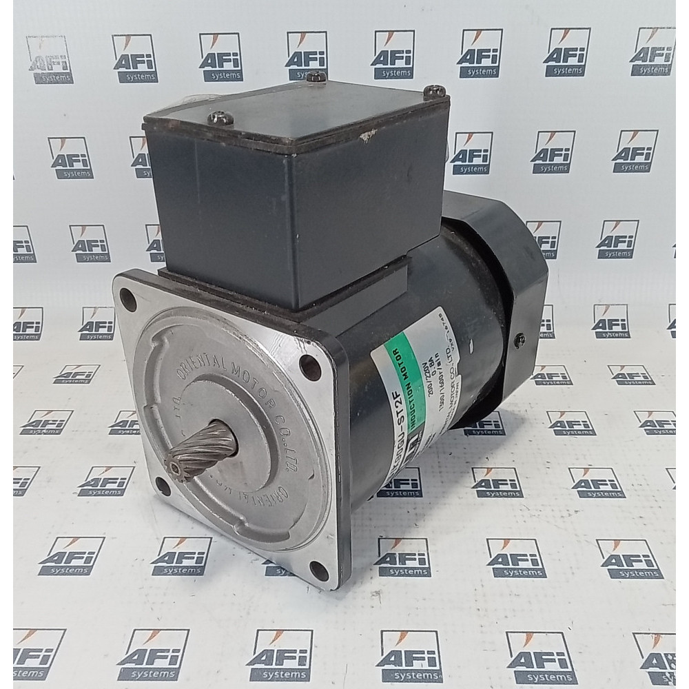 Oriental Motor 51K90GU-ST2F SERVO MOTOR INDUCTIVE 90WATT 220VAC 0.8AMP 1600RPM