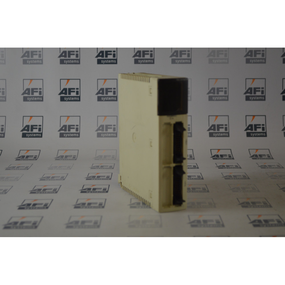 Schneider Automation TSX Premium TSX-DSY-32T2K Output Module