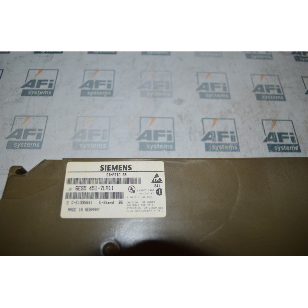 Siemens 6ES5451-7LA11 Digital Output Module