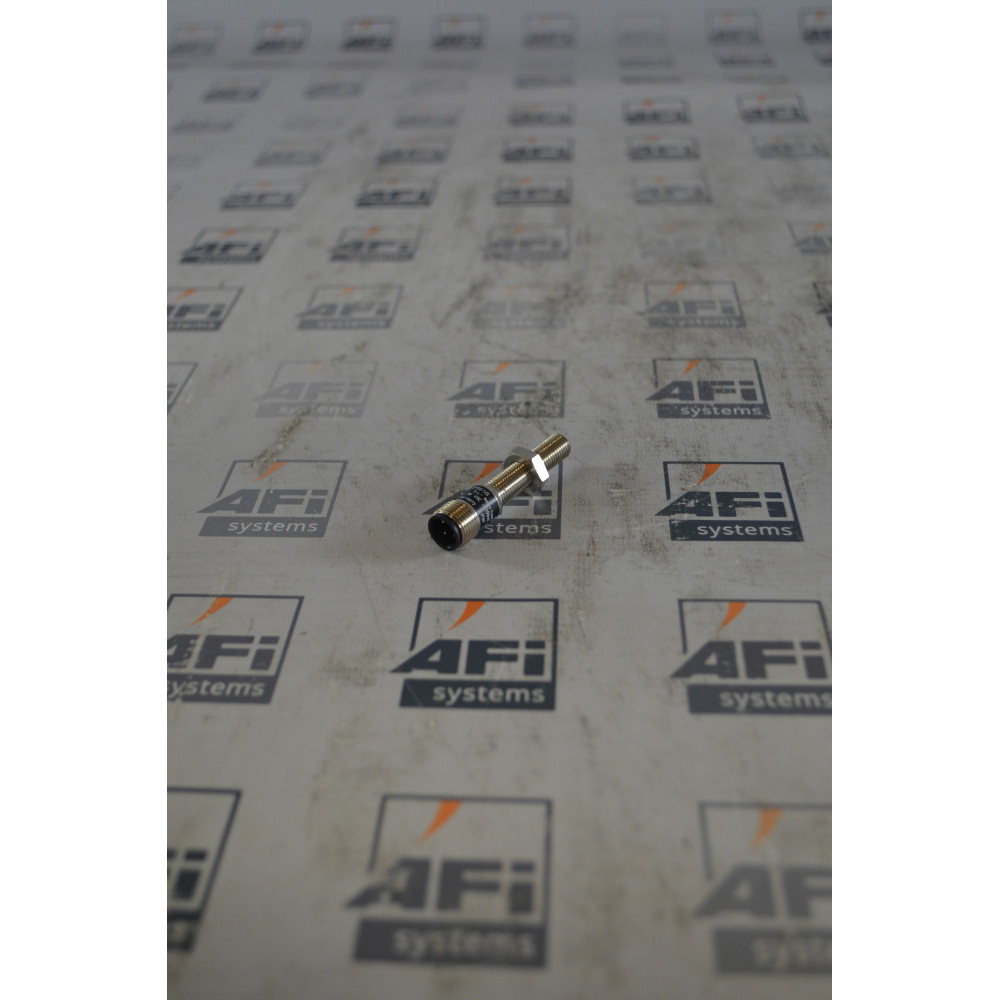IFM Efector IEB3001-BPOG US-100-DPS-IE5090 PROXIMITY SWITCH